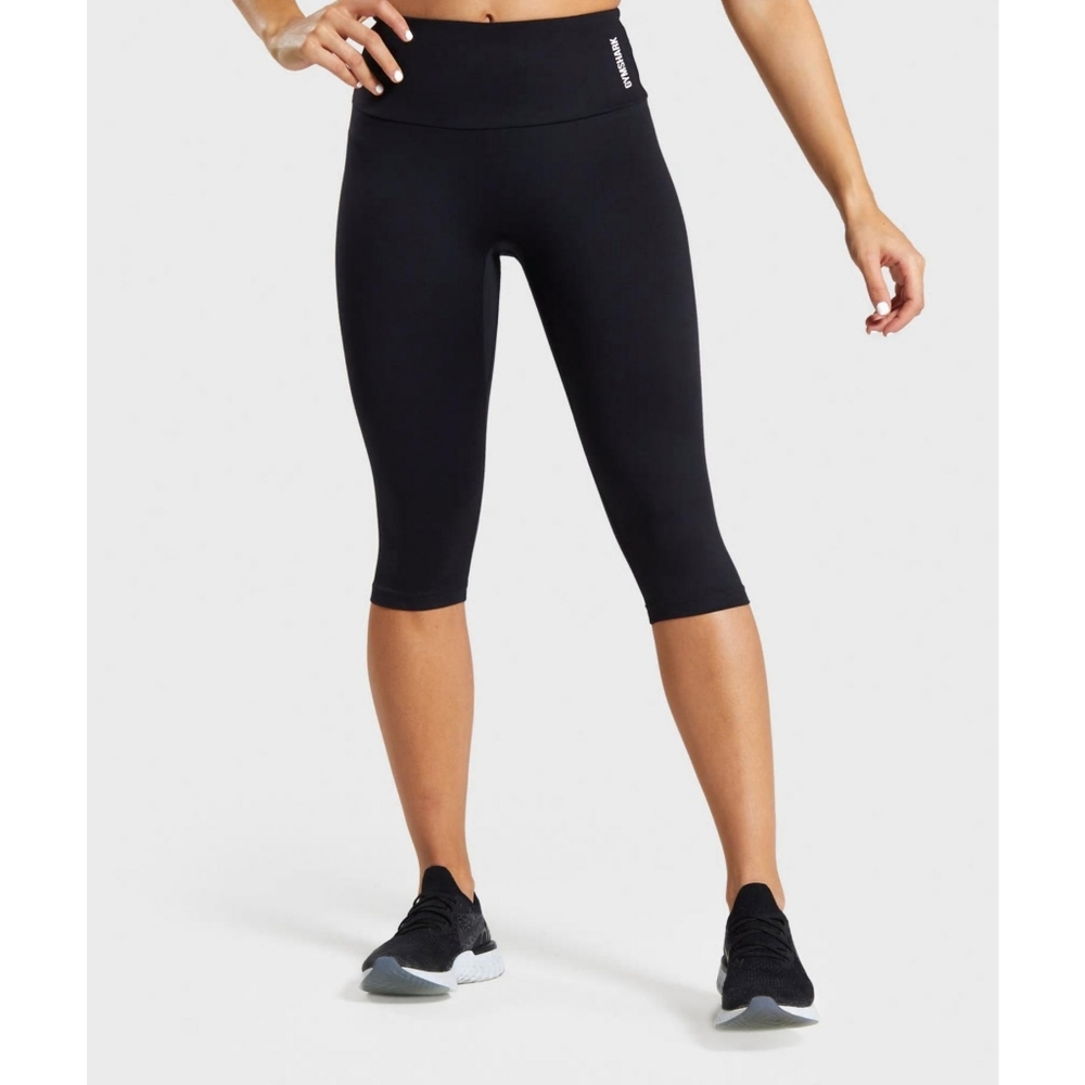 Gymshark Training Capri Cropped Leggings Size Small Black